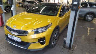 KIA XCeed 2020 года, 40 885 км - вид 1