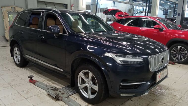 Volvo XC90 2016 года, 268 257 км - вид 2