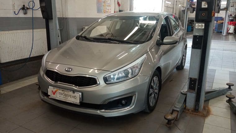 KIA Ceed 2015 года, 191 163 км - вид 1