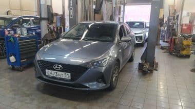 Hyundai Solaris 2021 года, 76 294 км - вид 1