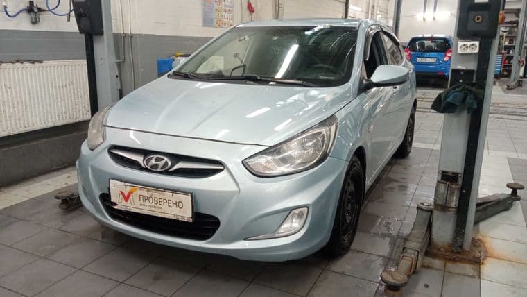 Hyundai Solaris 2012 года, 258 136 км - вид 1