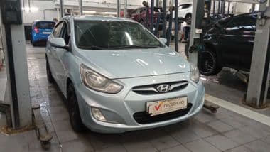 Hyundai Solaris 2012 года, 258 136 км - вид 2
