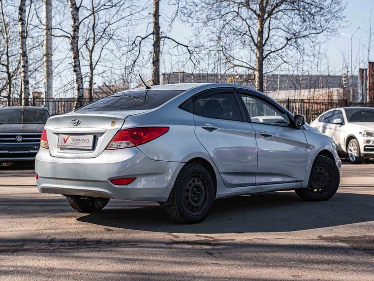 Hyundai Solaris 2012 года, 258 136 км - вид 2