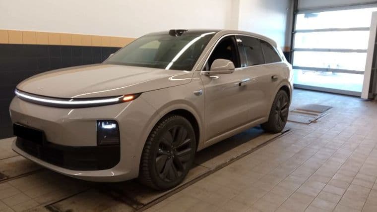 Li Auto L6 2024 года, 24 881 км - вид 1