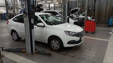 ВАЗ (LADA) Granta 2019 года, 70 000 км - вид 2