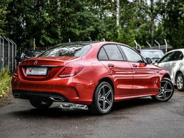 Mercedes-Benz C-класс 2017 года, 94 849 км - вид 2