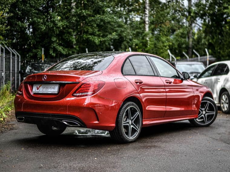 Mercedes-Benz C-класс 2017 года, 94 849 км - вид 2