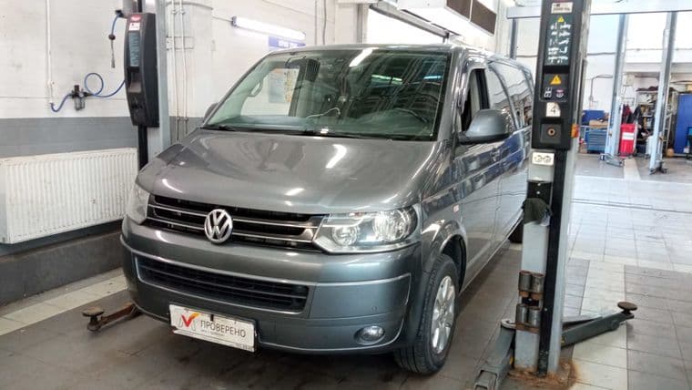 Volkswagen Caravelle 2013 года, 214 347 км - вид 1