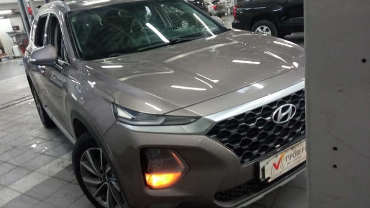 Hyundai Santa Fe 2019 года, 238 838 км - вид 2