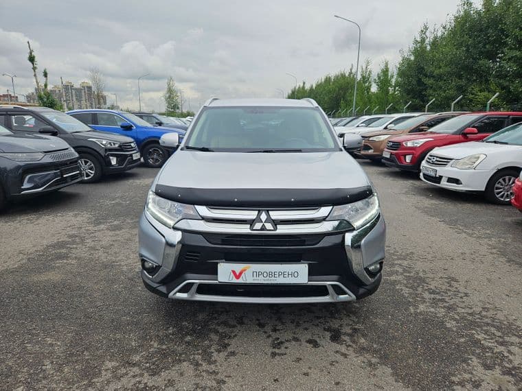 Mitsubishi Outlander, 2018 - вид 2