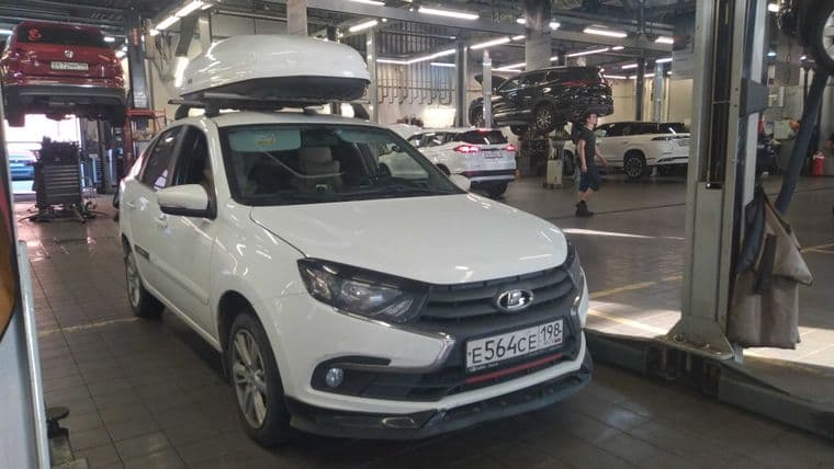ВАЗ (LADA) Granta 2019 года, 94 398 км - вид 2