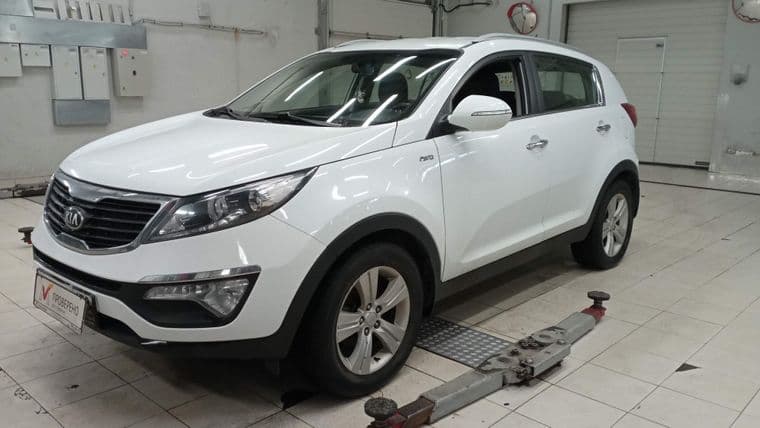 KIA Sportage 2013 года, 149 221 км - вид 1