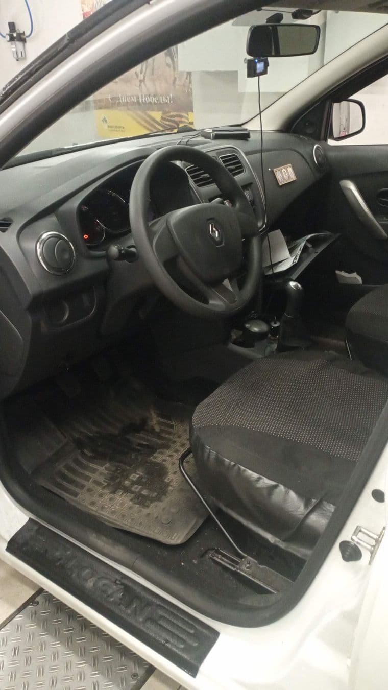 Renault Logan, 2014 - вид 4