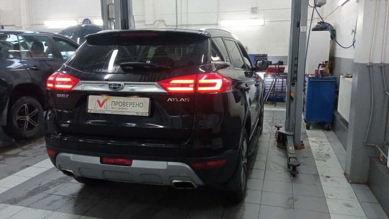 Geely Atlas, 2020 - вид 2