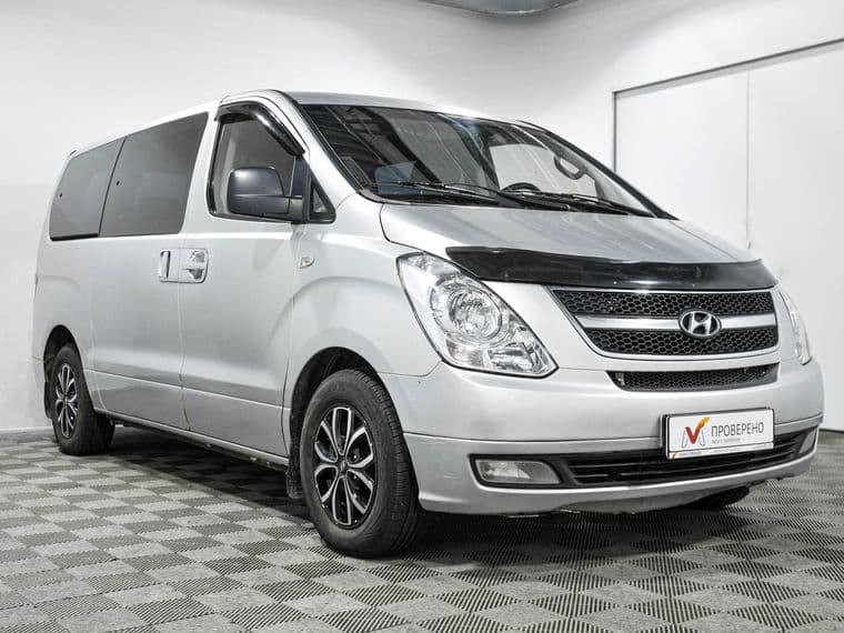Hyundai Grand Starex, 2010 - вид 2