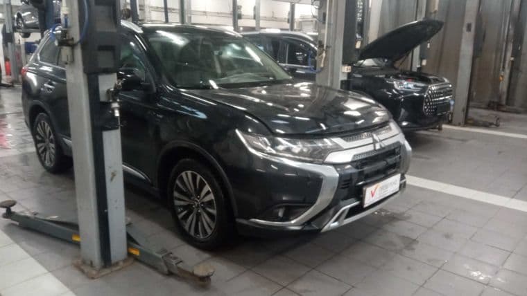 Mitsubishi Outlander, 2019 - вид 1