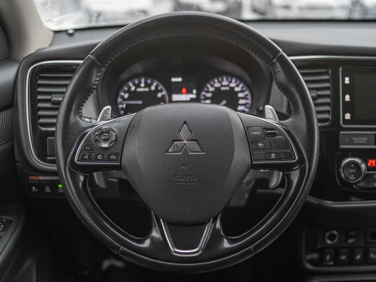 Mitsubishi Outlander, 2019
