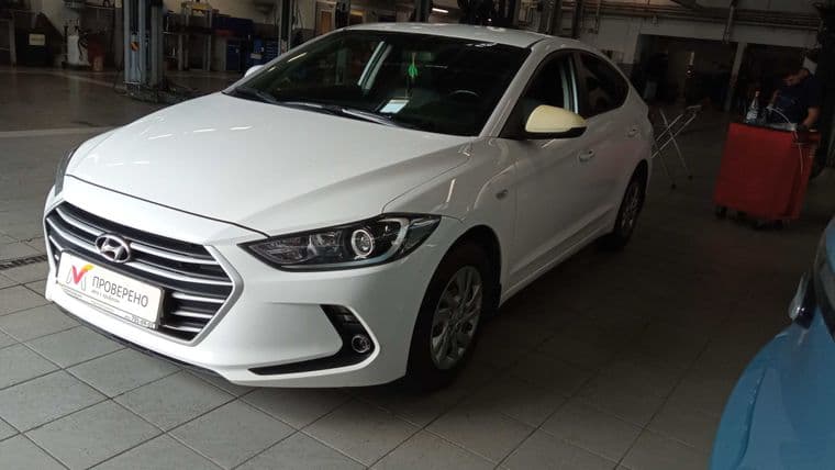 Hyundai Elantra, 2017