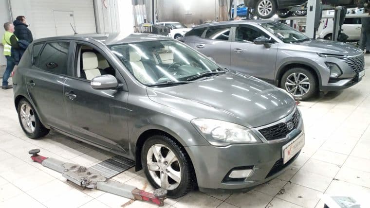 KIA Ceed, 2010 - вид 1