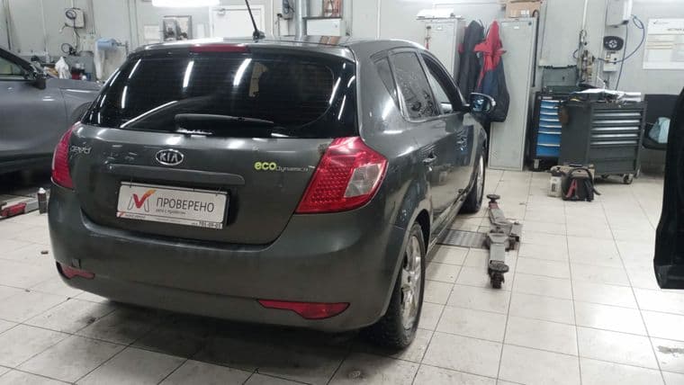 KIA Ceed, 2010 - вид 2