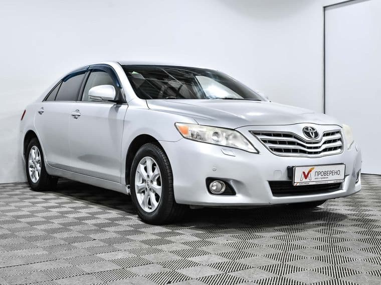 Toyota Camry, 2010 - вид 2