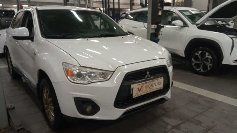 Mitsubishi ASX 2013 года, 157 393 км - вид 2