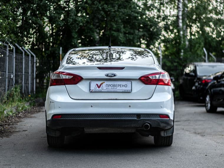 Ford Focus, 2013 - вид 3