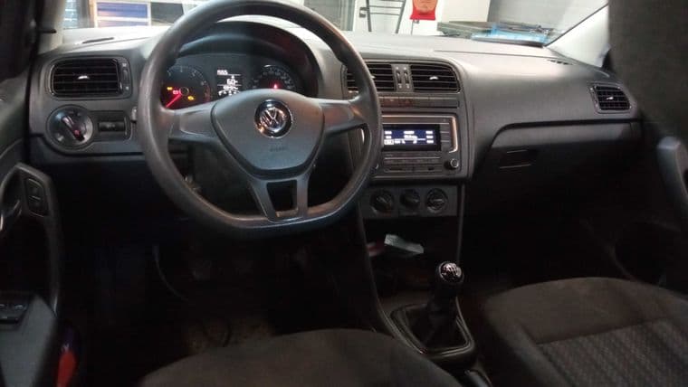 Volkswagen Polo, 2018 - вид 4
