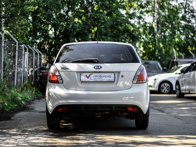 KIA Rio, 2011 - вид 3