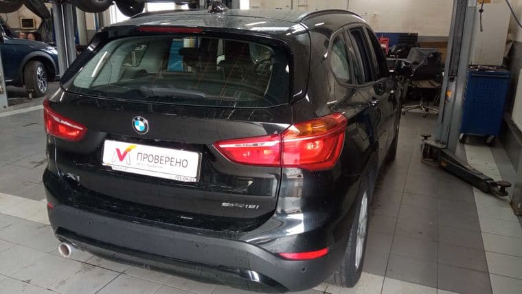 BMW X1, 2021 - вид 2