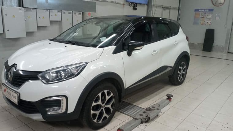 Renault Kaptur 2019 года, 53 925 км - вид 1