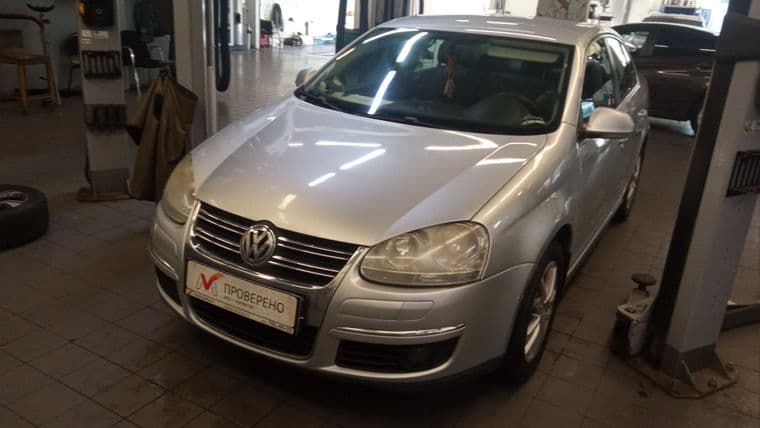 Volkswagen Jetta, 2008