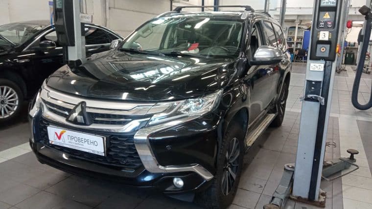 Mitsubishi Pajero Sport 2018 года, 152 636 км - вид 1