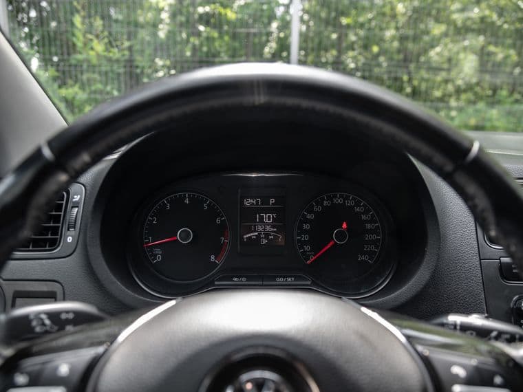 Volkswagen Polo, 2015 - вид 4