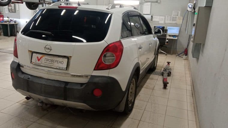 Opel Antara, 2010 - вид 2