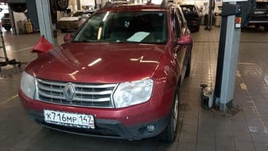 Renault Duster 2013 года, 230 342 км - вид 1