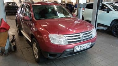 Renault Duster 2013 года, 230 342 км - вид 2
