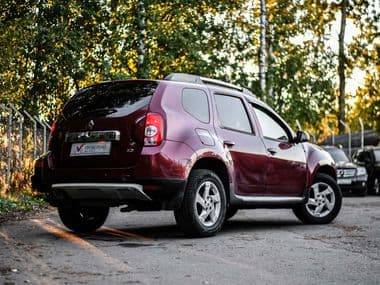 Renault Duster 2013 года, 230 342 км - вид 2