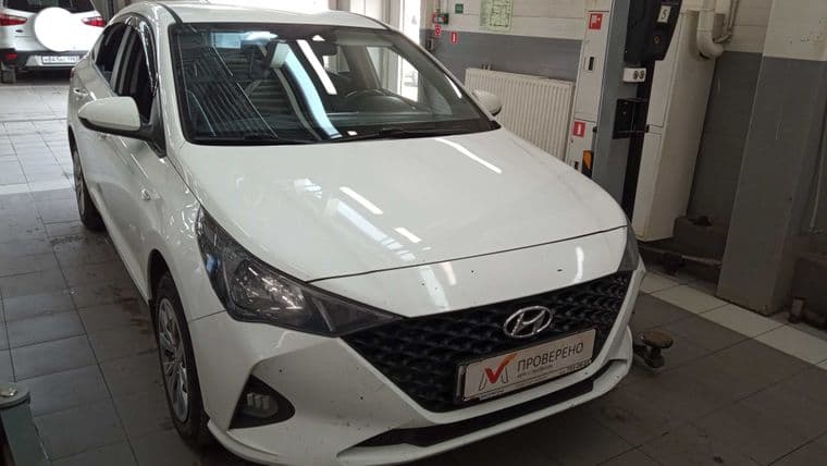 Hyundai Solaris 2020 года, 135 731 км - вид 2