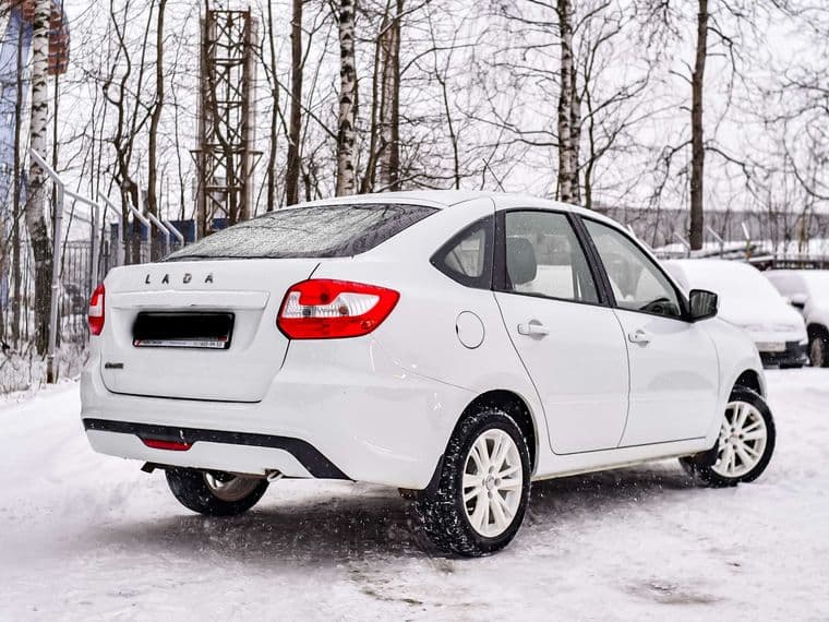 ВАЗ (LADA) Granta 2024 года, 110 437 км - вид 2