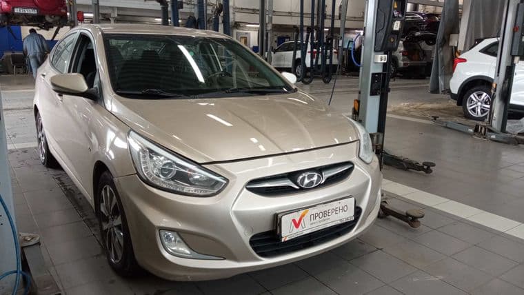 Hyundai Solaris 2014 года, 135 599 км - вид 2
