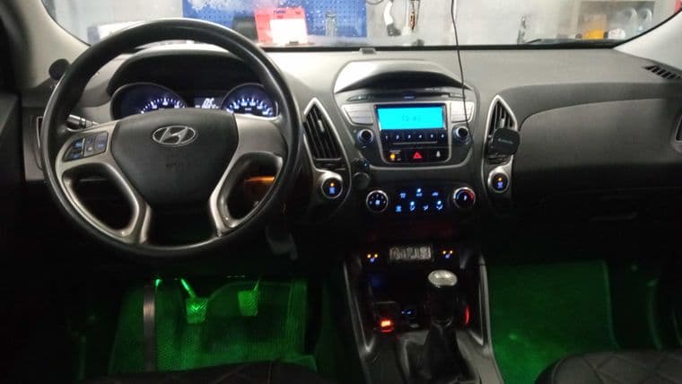 Hyundai ix35, 2011 - вид 4