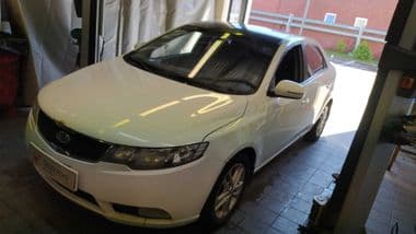 KIA Cerato 2012 года, 177 588 км - вид 1