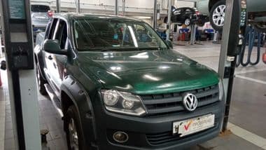 Volkswagen Amarok 2012 года, 338 799 км - вид 2