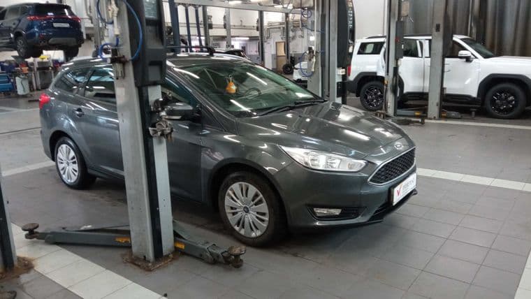 Ford Focus 2018 года, 76 837 км - вид 2