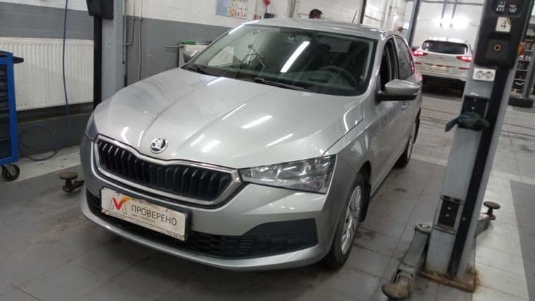 Skoda Rapid 2021 года, 80 632 км - вид 1