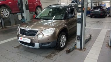 Skoda Yeti 2012 года, 190 369 км - вид 1