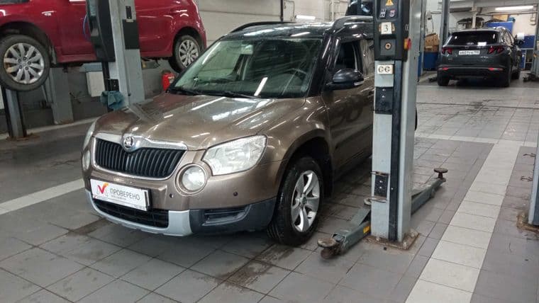 Skoda Yeti 2012 года, 190 369 км - вид 1