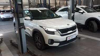 KIA Seltos 2021 года, 90 038 км - вид 2