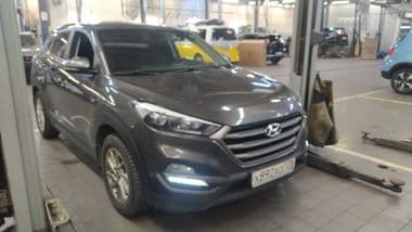 Hyundai Tucson 2017 года, 145 000 км - вид 2